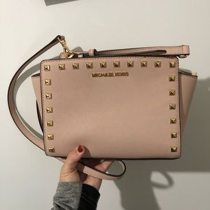 Michael Kors Selma Crossbody Bag